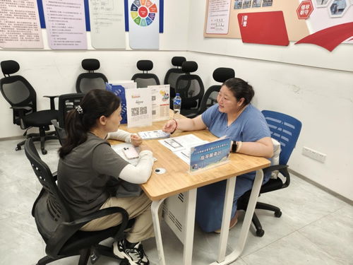 服務(wù)精度提升就業(yè)溫度——萬(wàn)里街道構(gòu)建立體化就業(yè)服務(wù)體系